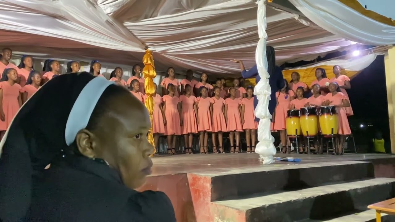 Regina Mundi High School @2023 Arts Festival presentation (Saimon Mwana wajona Setpiece)