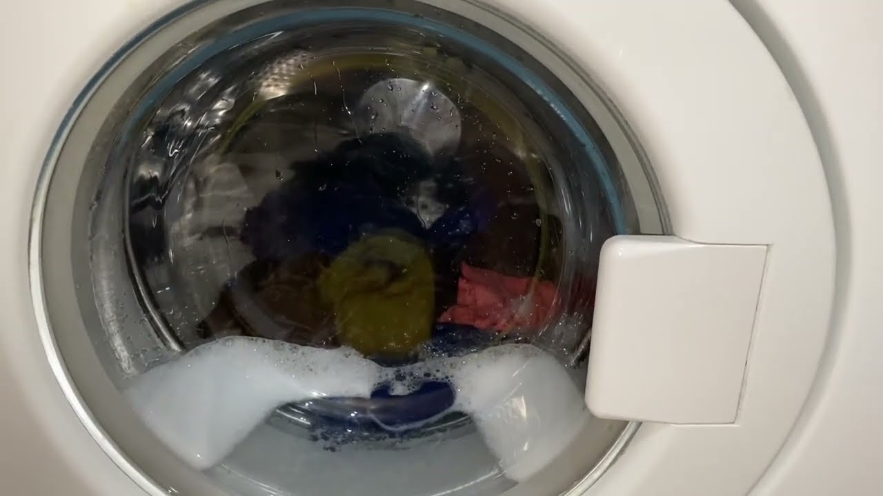 Electrolux EWC1050: Мини 30; 30°, 700