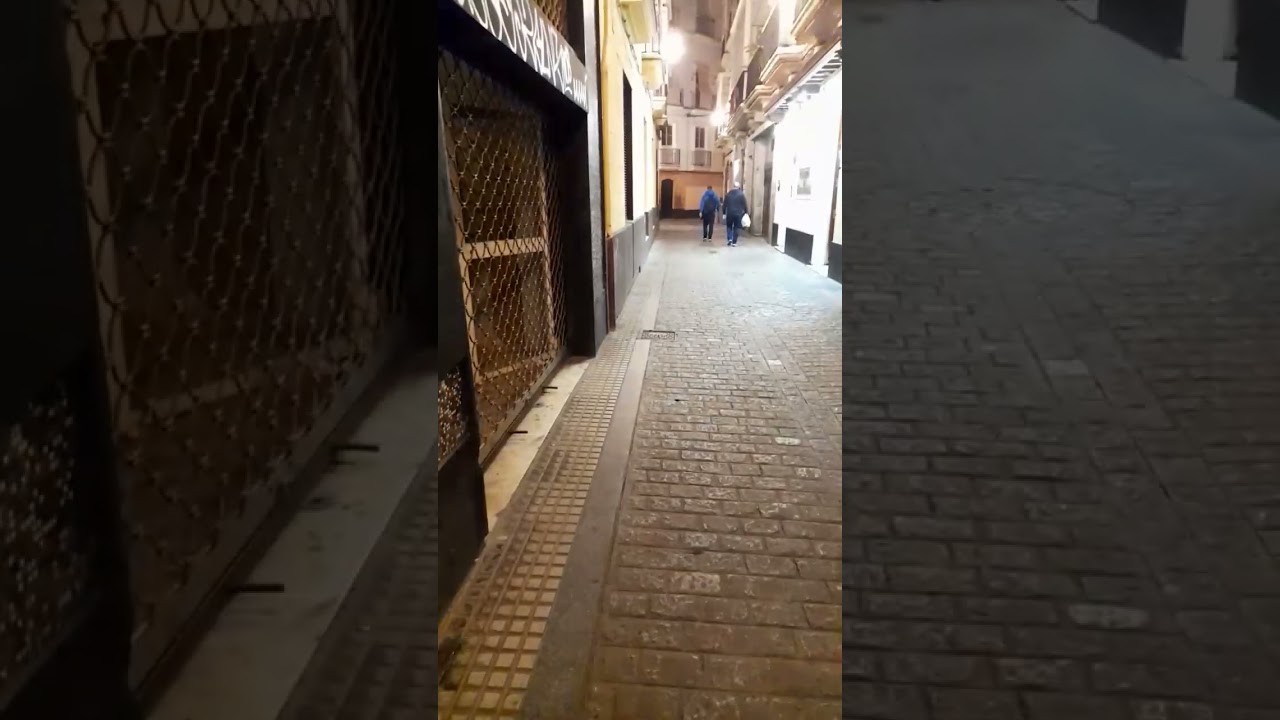 Cosas raras que pasan en C&aacute;diz 🤌 #espa&ntilde;a #andaluc&iacute;a