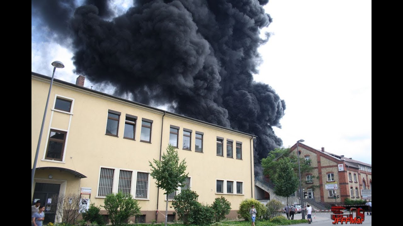 Großbrand Parkinsel Ludwigshafen 22.06.2013