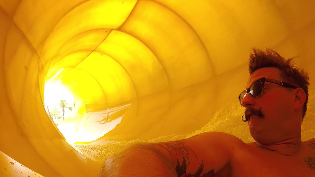 An Awesome Day At Volcano Bay Water Park | How To Use Tapu Tapu, Delicious Food & Water Slides!