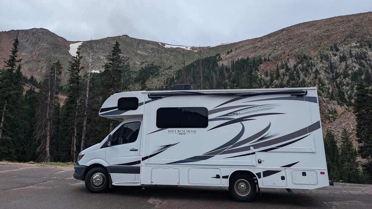 Can My New RV Make It To The Top Of Pike's Peak In Colorado?? (time lapse)