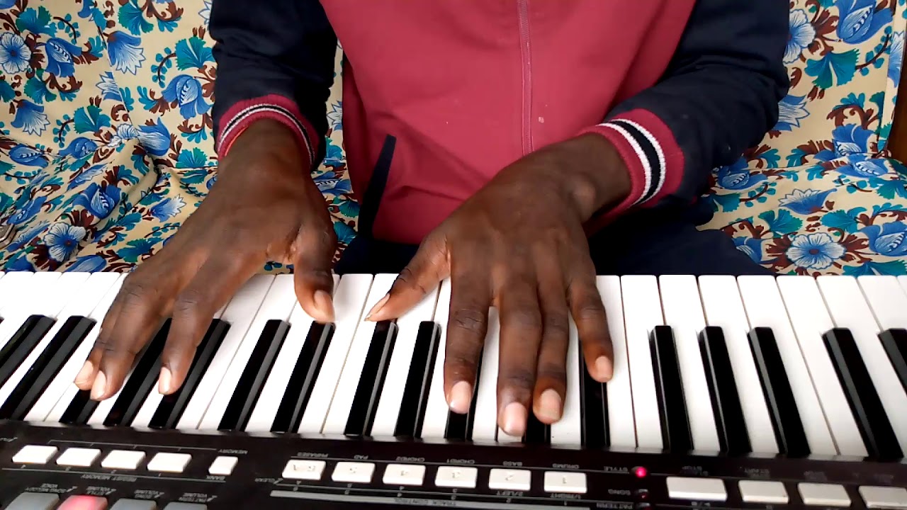 Wakuabudiwa wakuheshimiwa piano tutorial