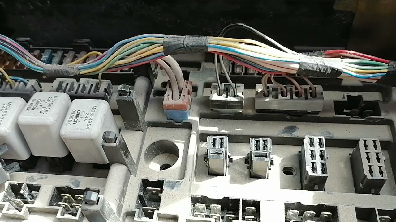 Mitsubishi fuso 6D17 engine not start electrical problem 1/3