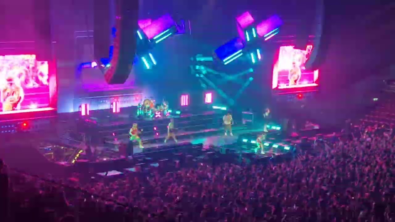 Electric Callboy - Pump it, live at Royal Arena, Copenhagen 2025