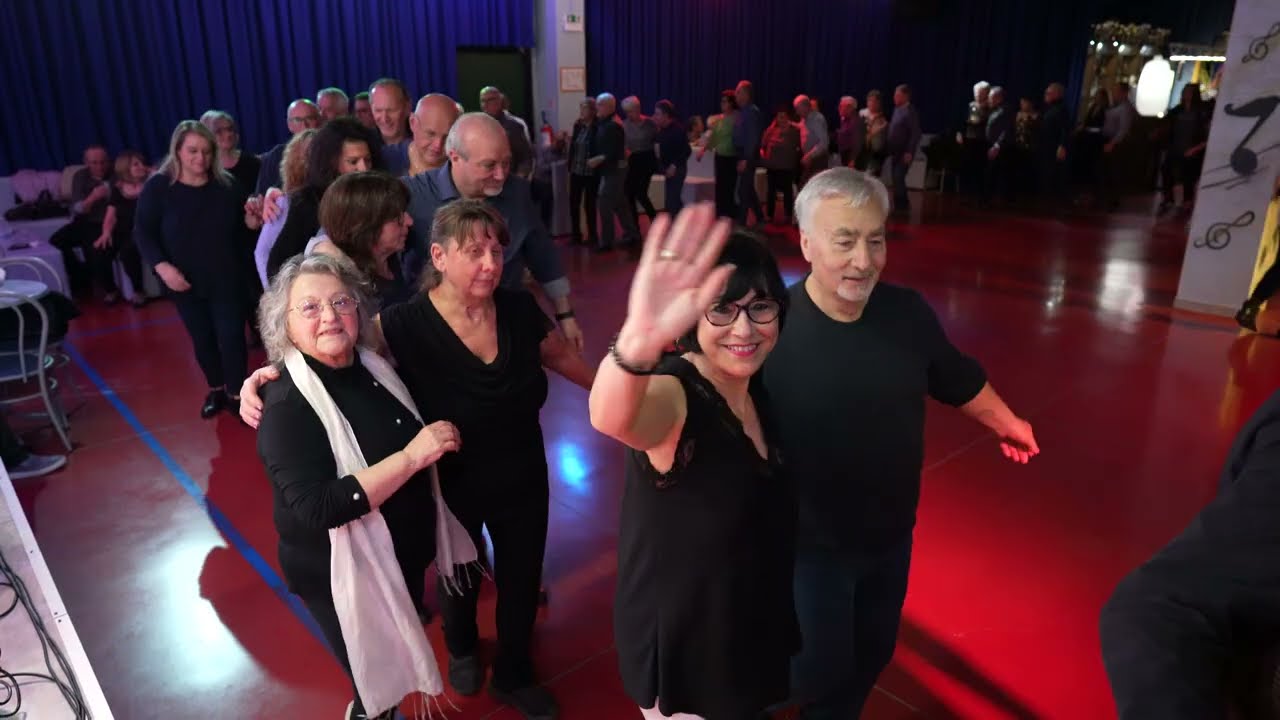 PARTY POLKA - Sandro & Matilde Balloterapia -  Club Flash Dance - Citta' Sant?Angelo,PE