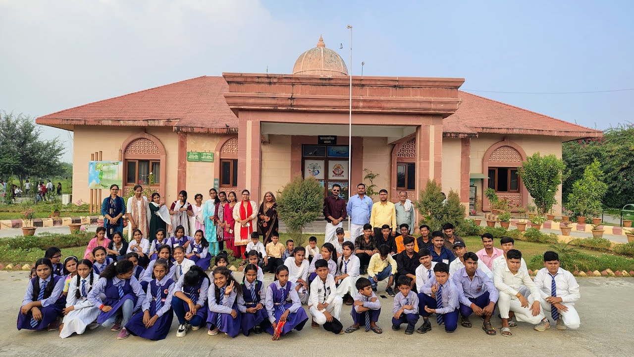 || Tour: Picnic || Maghar & Gorakhpur || Smt. R. S. National Academy|| #school #song SPNMSIC