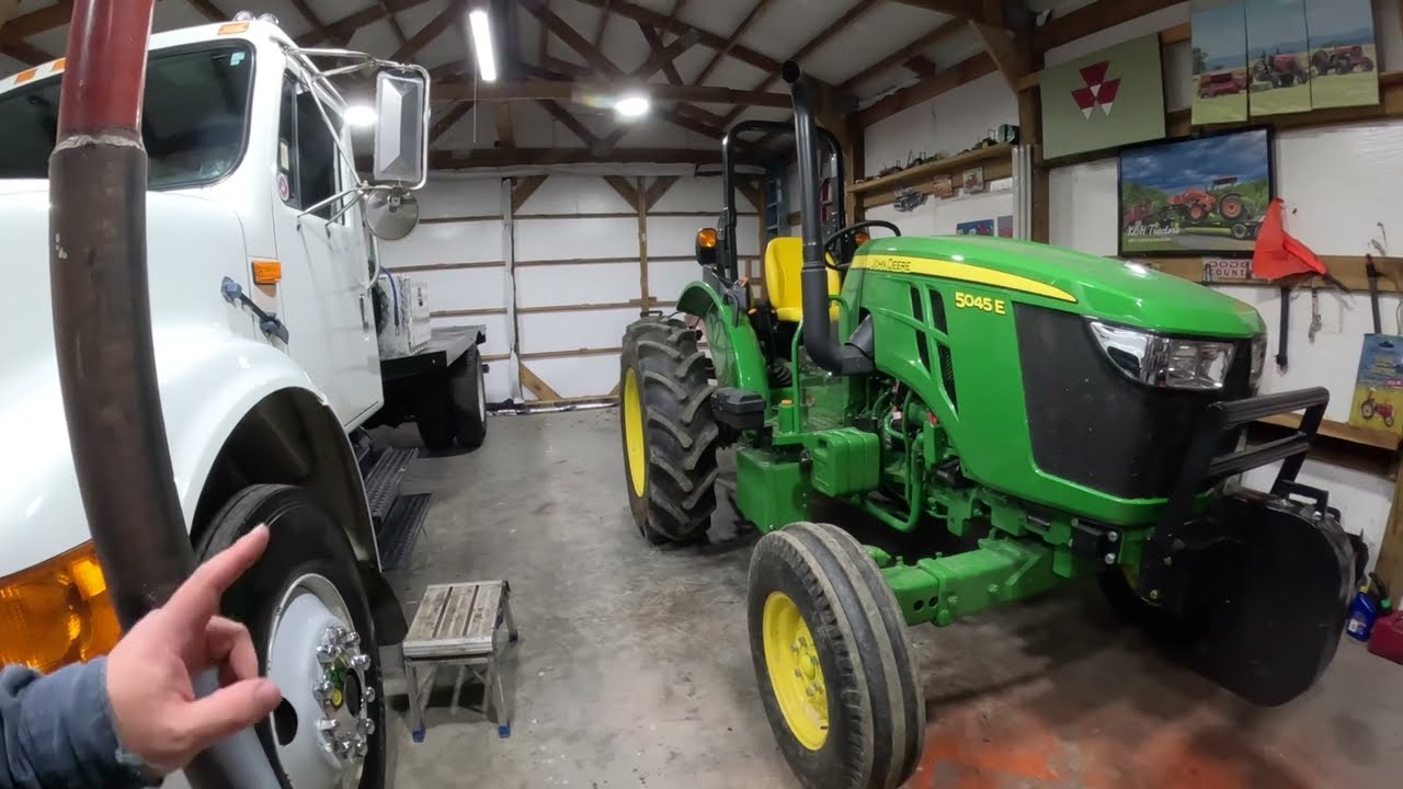 Things I Think John Deere has Right on the 5E Series Tractors!