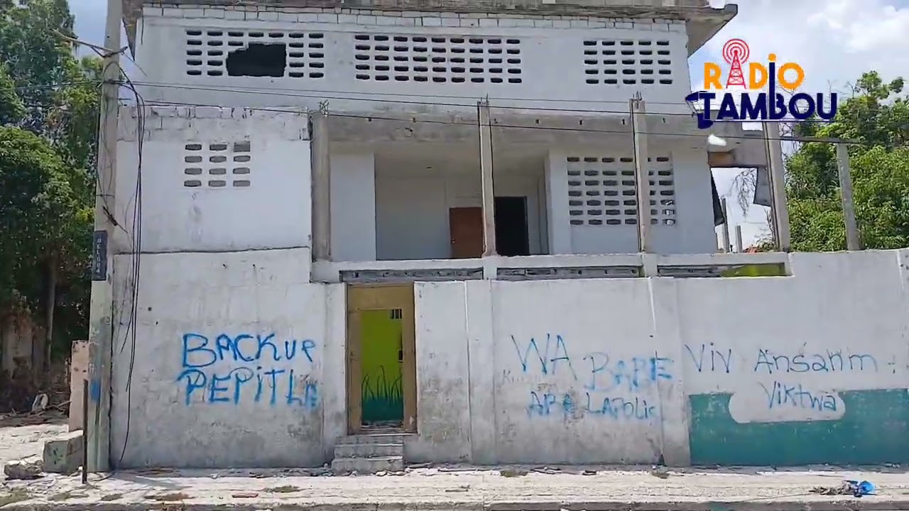 Nou ateri Delma 18;5;13 epi bò Legliz St Yves Men eta ti plas delmas 5 lan, anpil moun te bezwen wèl