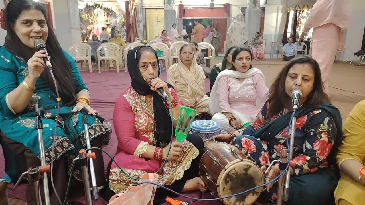 भजन श्री कृष्ण गोविन्द हरे मुरारी हे नाथ नारायण 🙏🙏🌹🌹