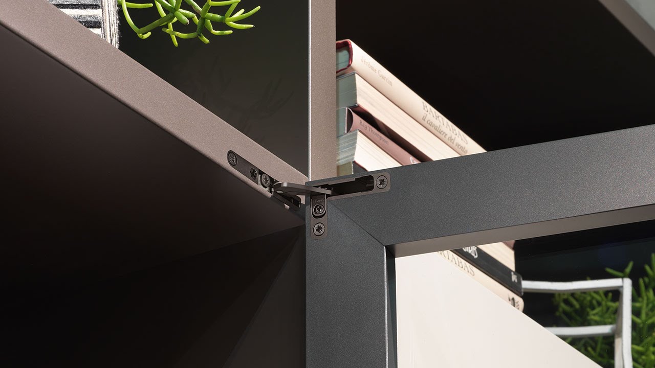 Salice | Air - Lightness and functionality - For aluminium-framed doors