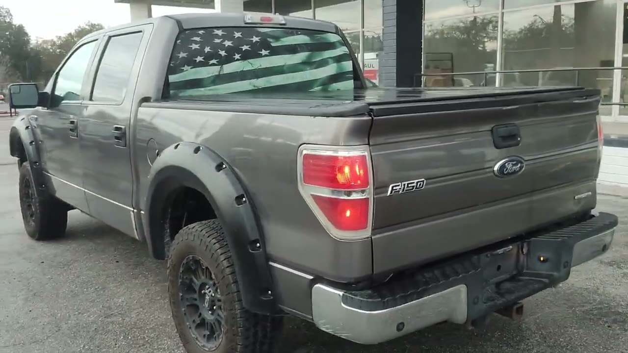2011 FORD F150 XLT 4WD.