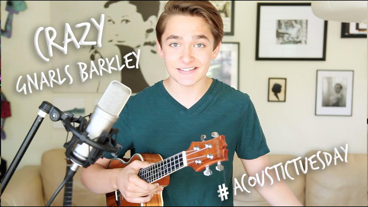 Crazy - Gnarls Barkley (Acoustic Cover by Ian Grey)