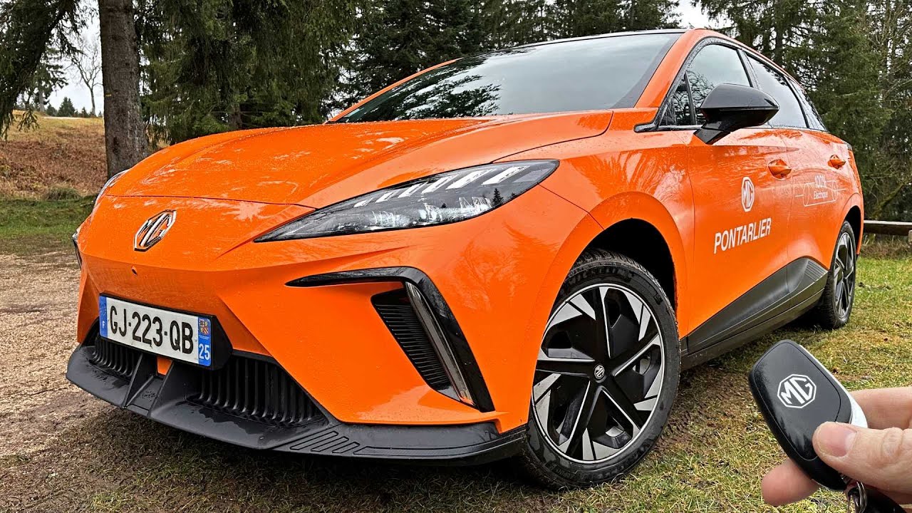 New MG4 Electric Luxury 2023 | POV Driving, Exterior, Interior, Boot & Infotainment