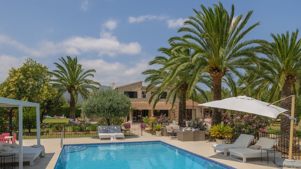 Contemporary country living with panoramic views &ndash; Elegant Finca near Binissalem Mallorca