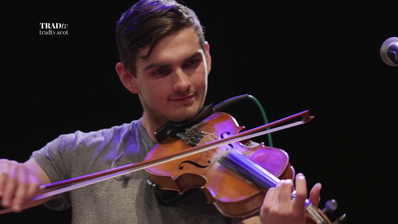 Elephant Sessions perform Lament For Lost Dignity live at The Tolbooth, Stirling (The Visit 2017)