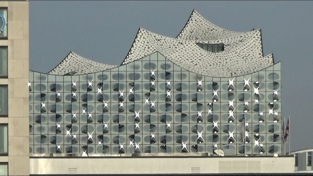 HAMBURG Elbphilharmonie  - 360Grad Rundgang - walking around it
