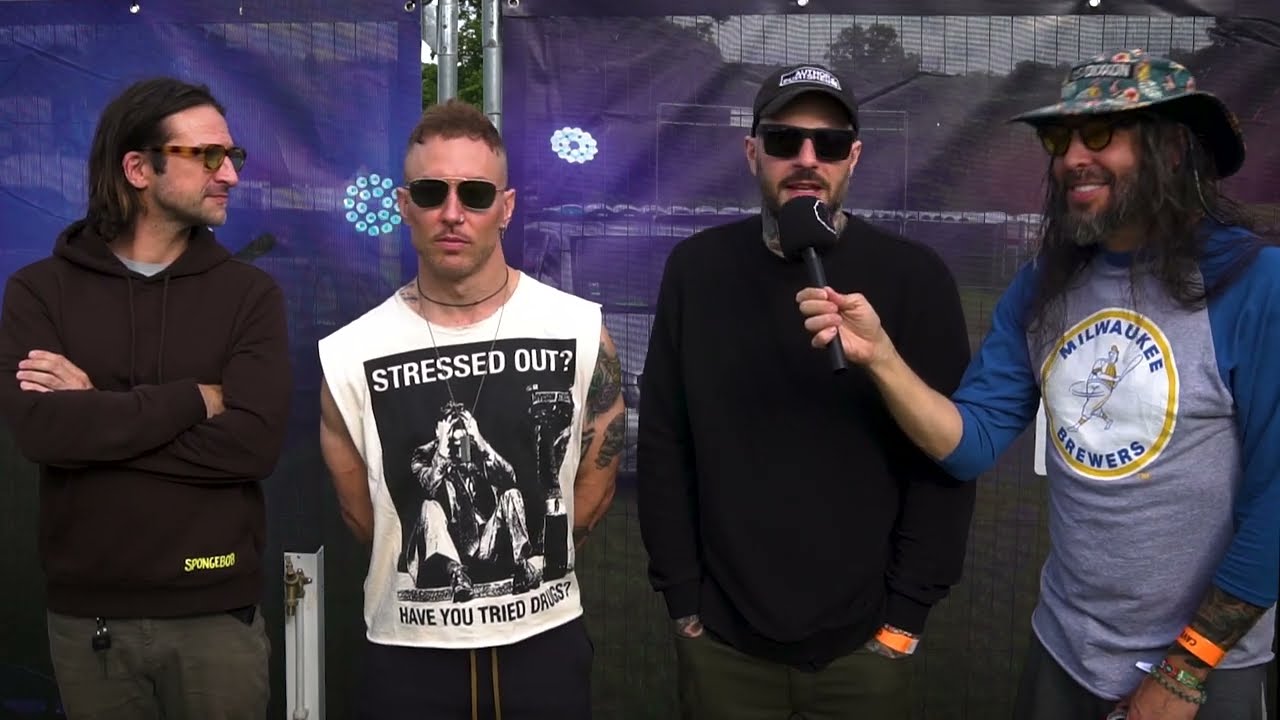 BETTER LOVERS talk chaotic live shows, recording with Will and future music