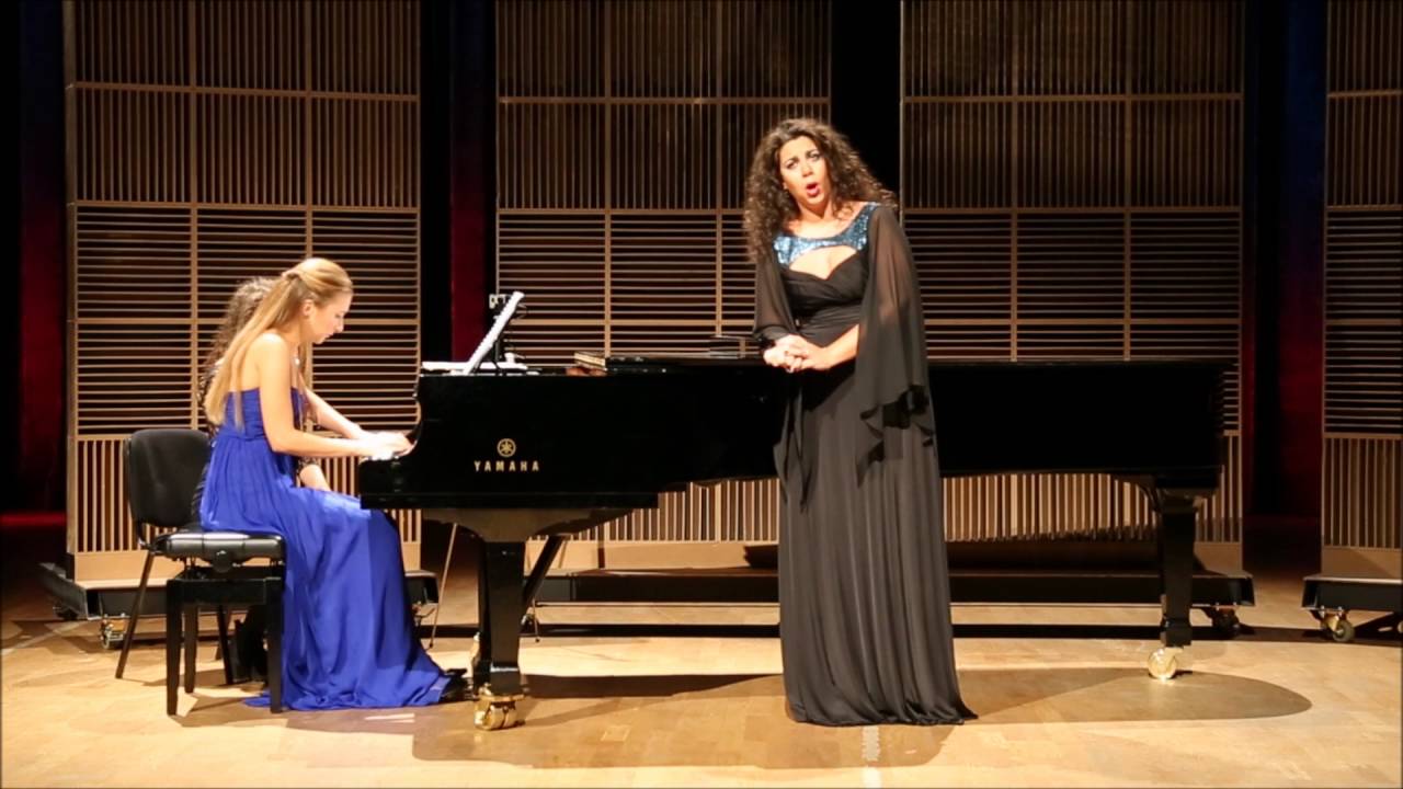 Lerna BALOĞLU (Mezzo-Soprano) G. Faure Ici-Bas