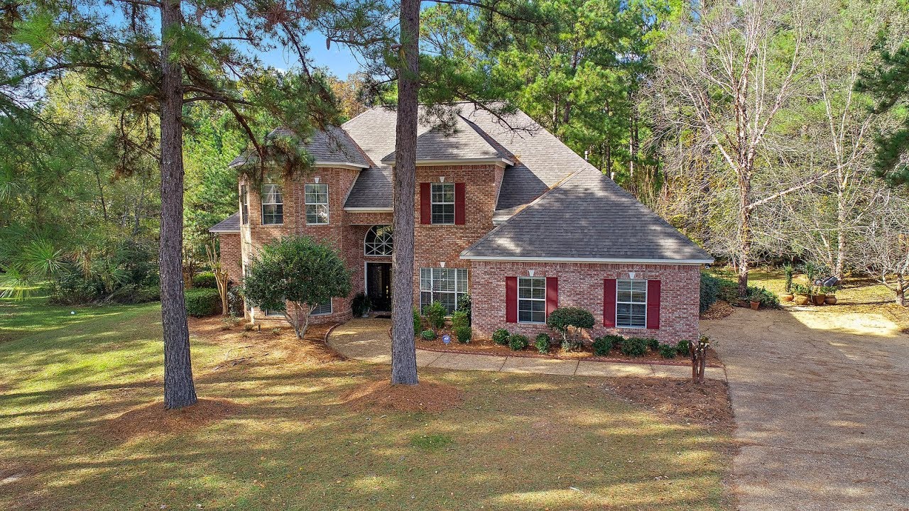 203 Wisteria Court in Flowood MS - Unbranded