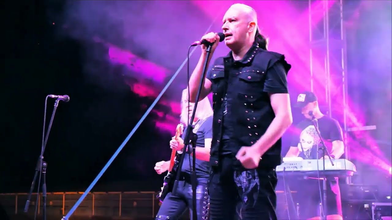 ANAGRAM - Ljubav je (Live Gitarijada)