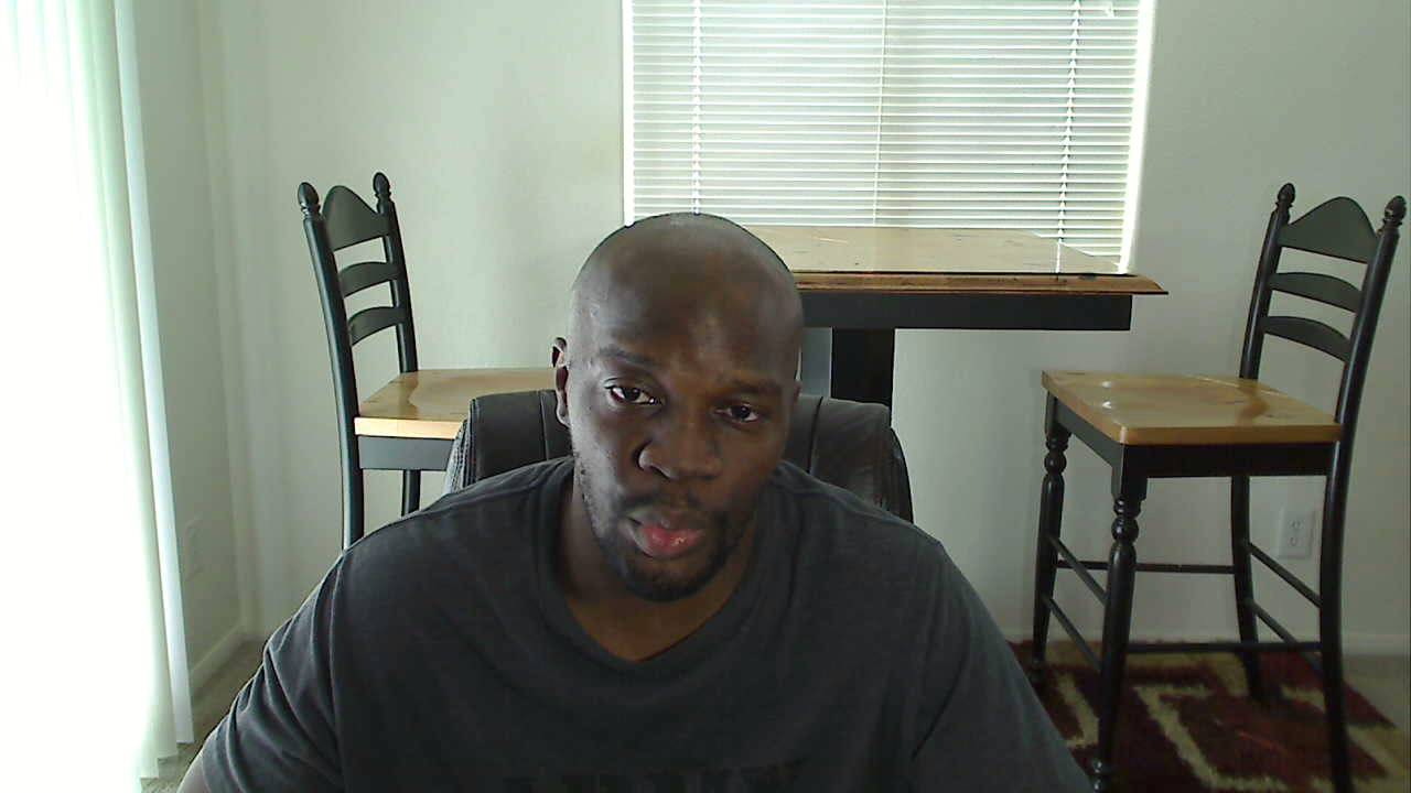 How to Tell If Your Boyfriend Still Has Feelings For His Ex