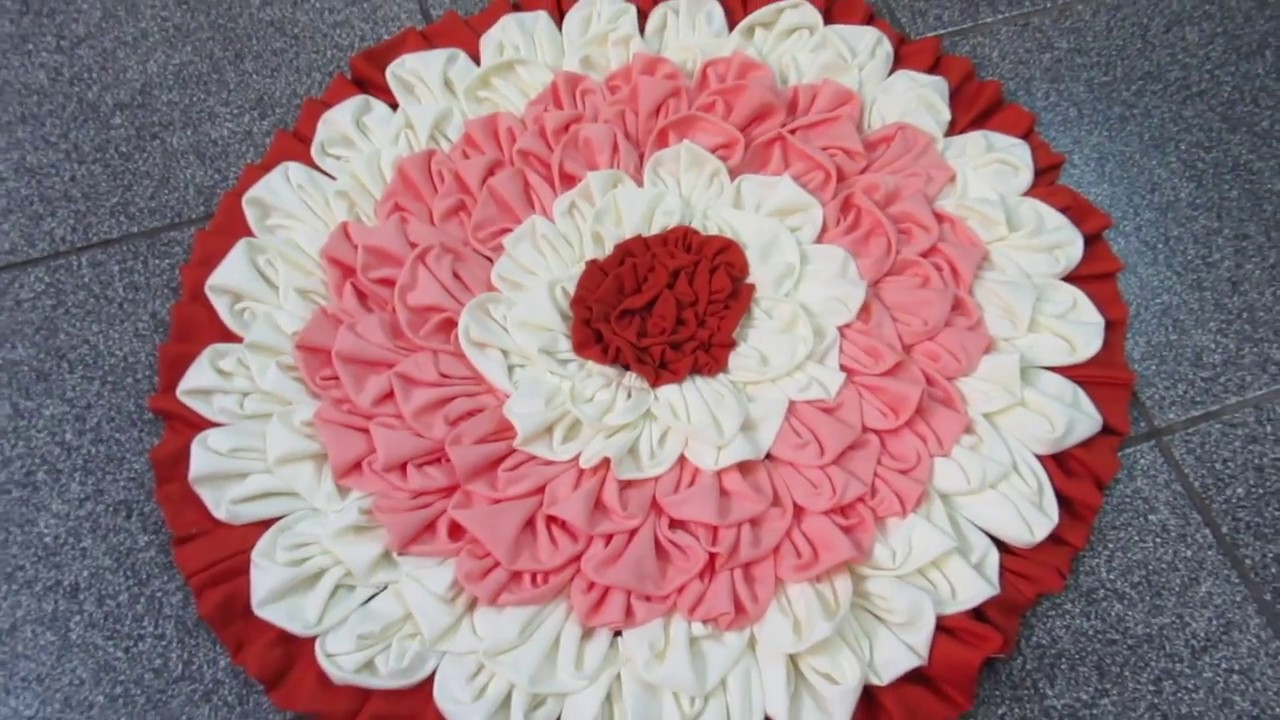 Tapete Flor - RETALHOS - How to make doormats using waste clothes - DIY doormats making idea-WOW