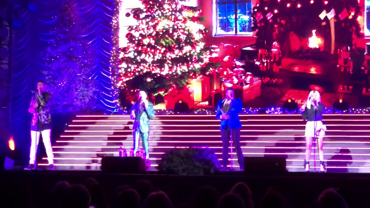 Pentatonix - Mary, did you know?  Christmas Tour 2019 kickoff in NYC November 30, 2019