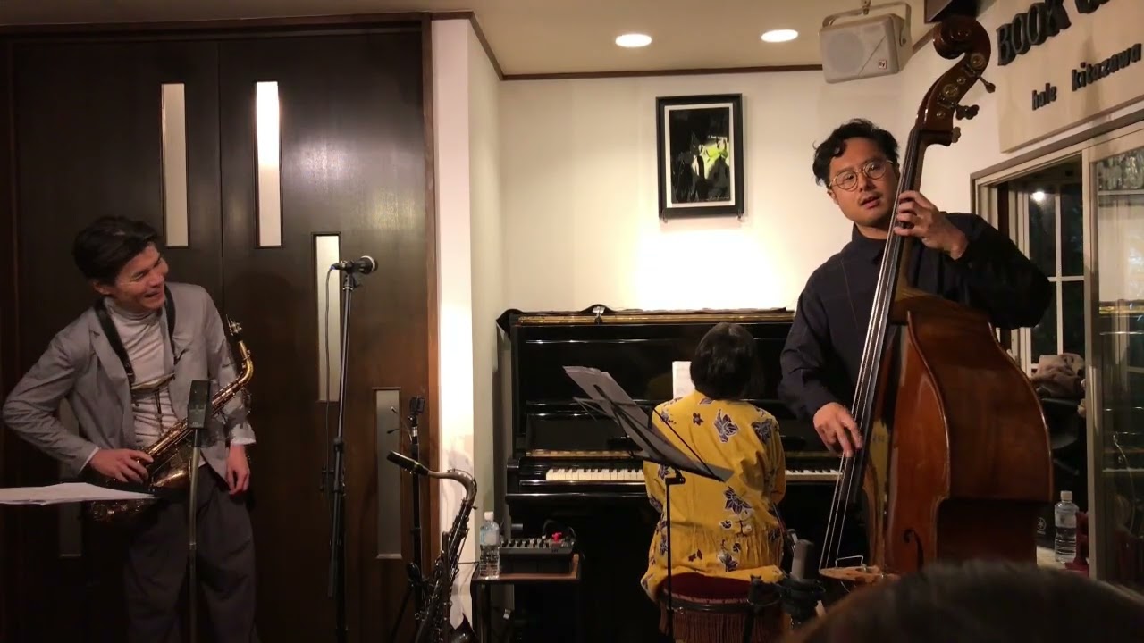 「ちょっといい場所でJazzを聴いてみませんか」ラジオ成田で毎週火曜日21時30分から放送中、ラジオ成田のHPからサイマルインタ一ネット放送で「どこででも」視聴が可能です。