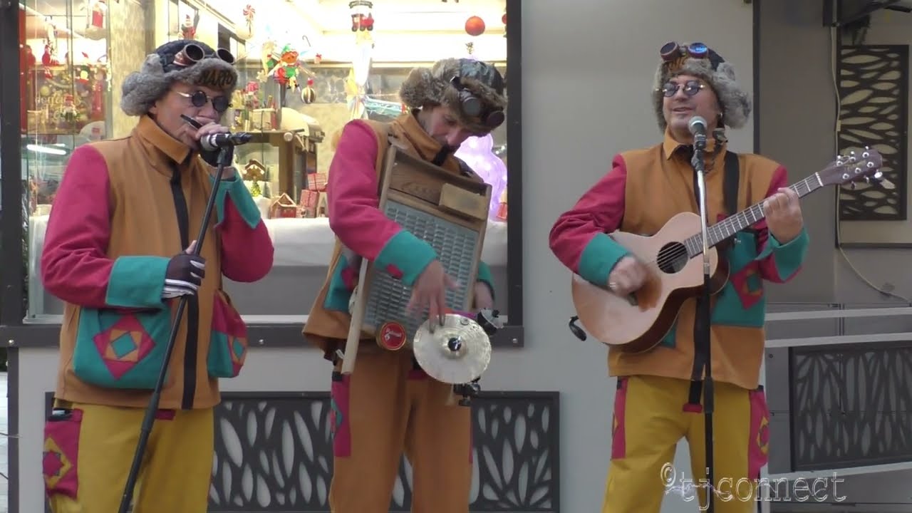 Bonjour l'hiver Noel Annemasse 2025 Compagnie Le Bazar Dans La Rue