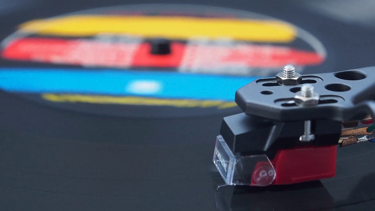 The Police - Miss Gradenko, on Vinyl, in 4k