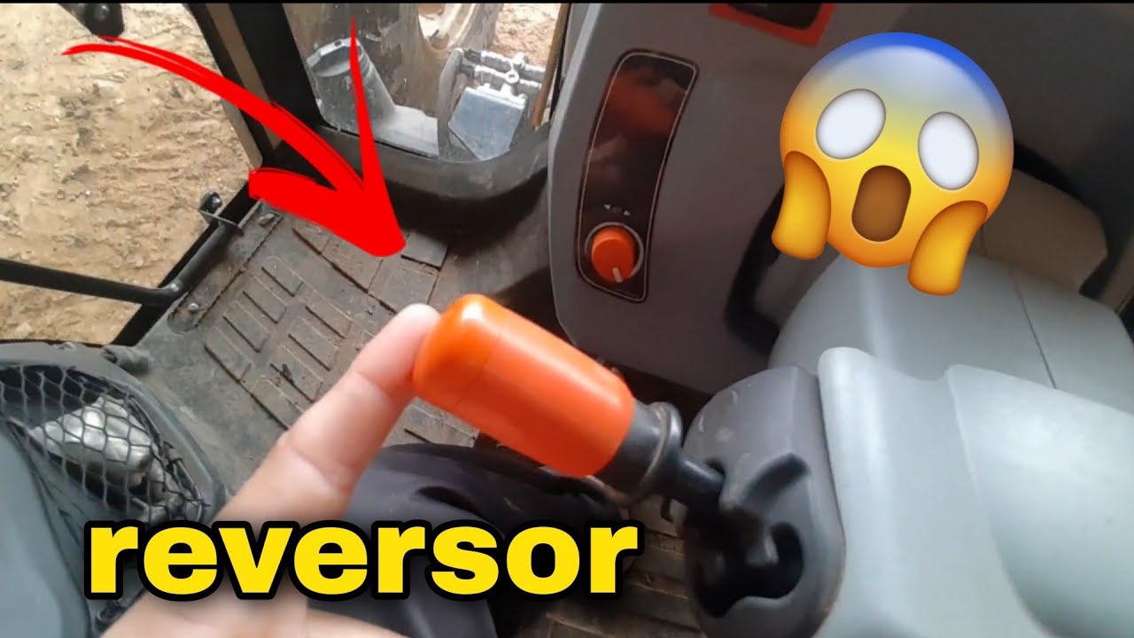 MOSTRANDO OS COMANDOS DO TRATOR VALTRA A134L part=1