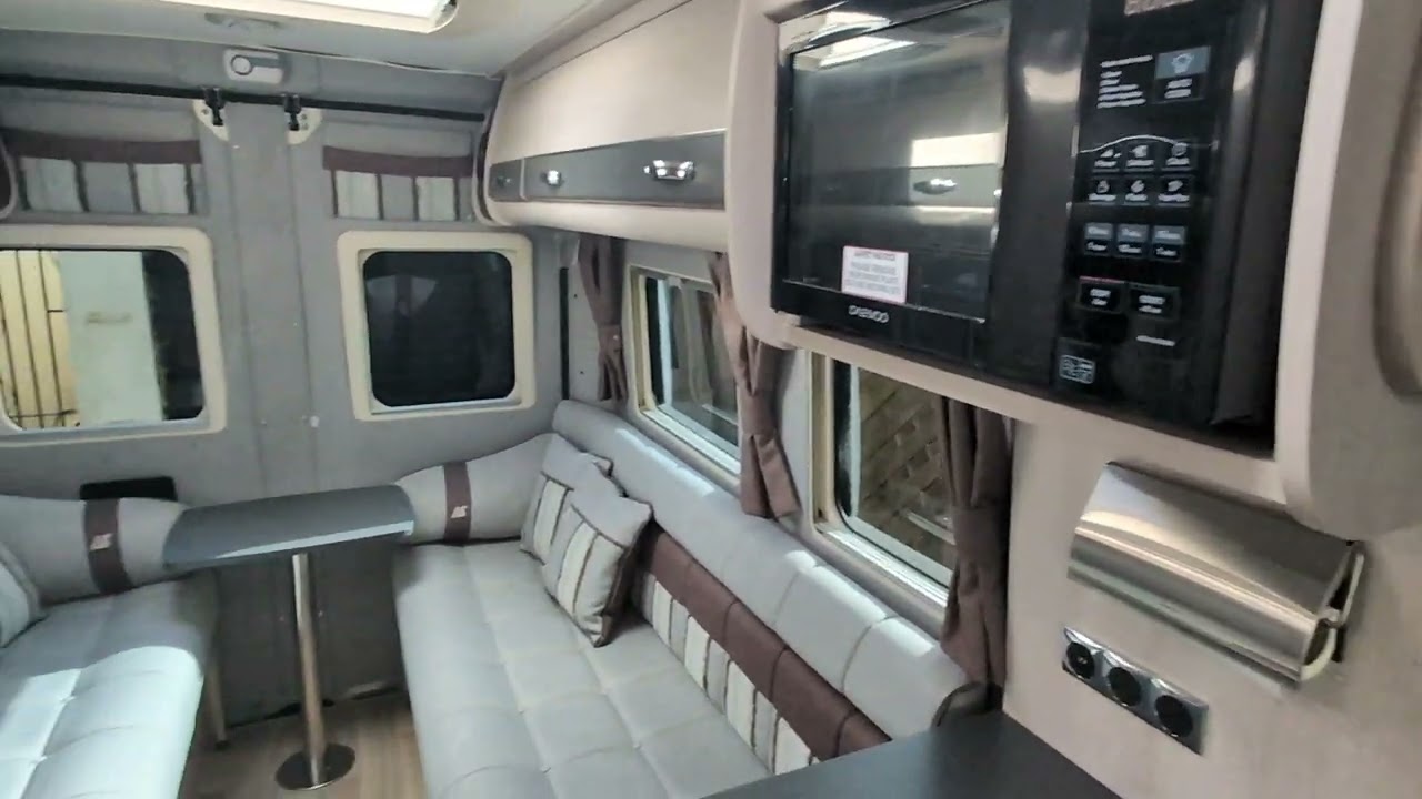 Auto Sleeper Warwick XL Tour