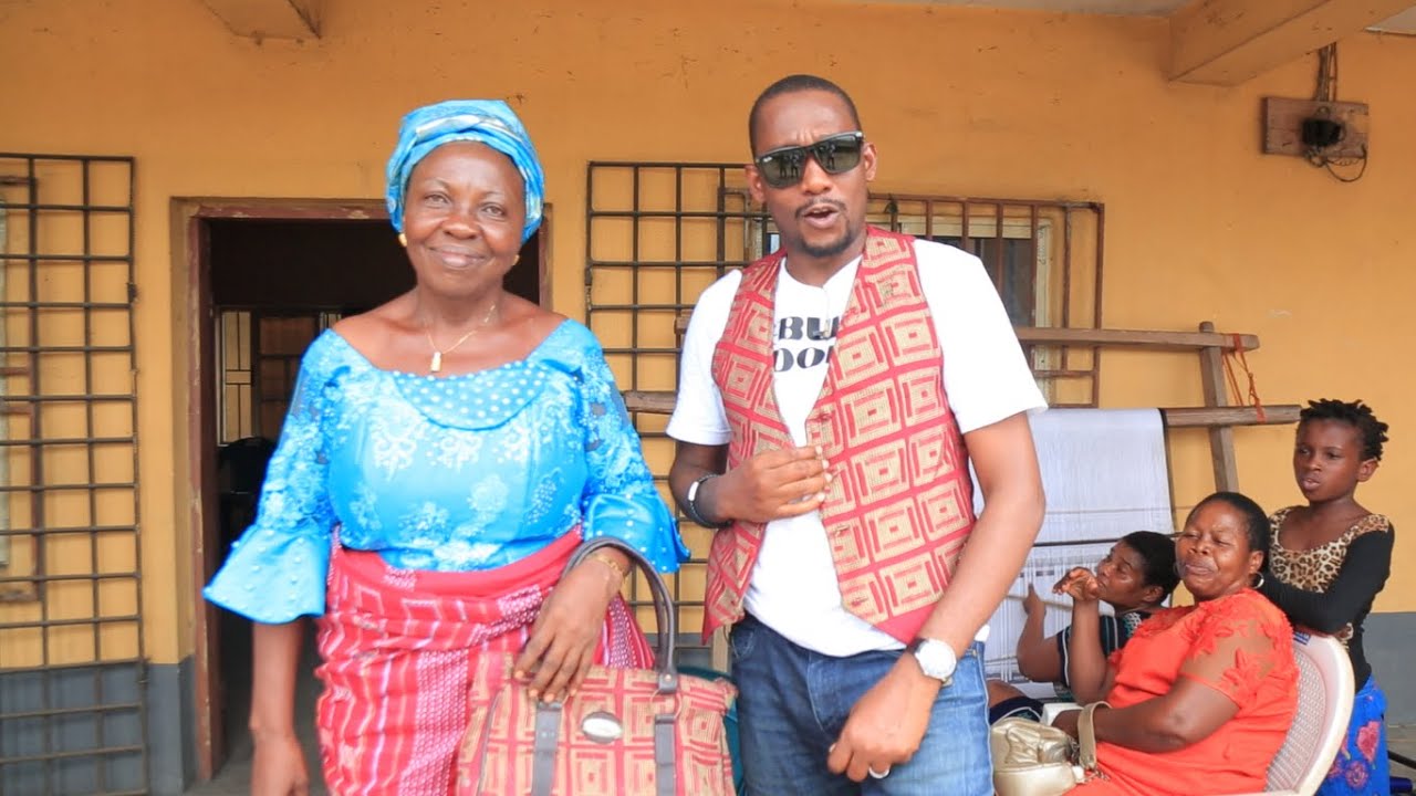 AKURUAKU AKWETE NDOKI CLOTH by Osteen Ejiasa and  Rebuild Ndoki