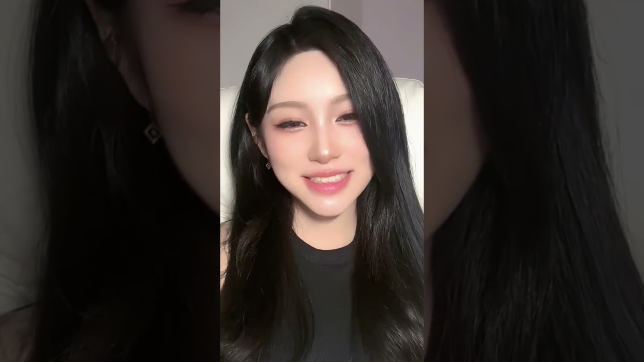 Babes 😘 #beautiful #periscope #vlog #share #broadcast