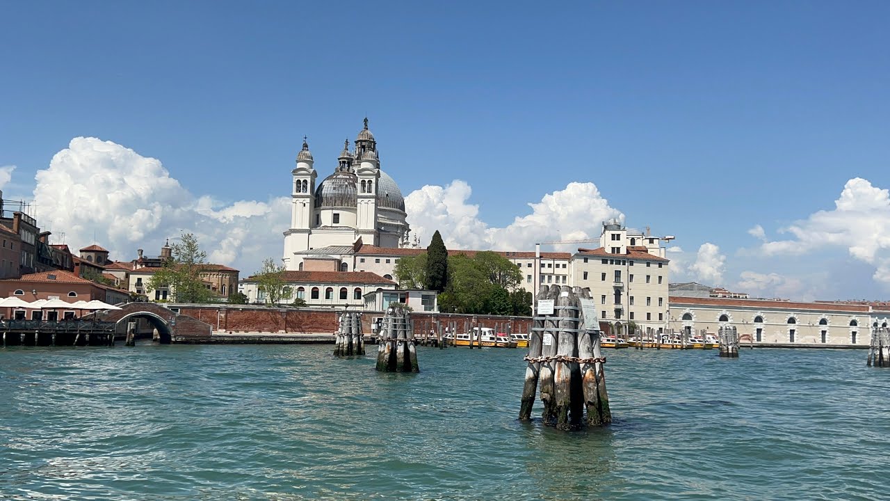 Venice Tour On Boat: Isona di Murano, Isona Torcello, and Isona di Burano