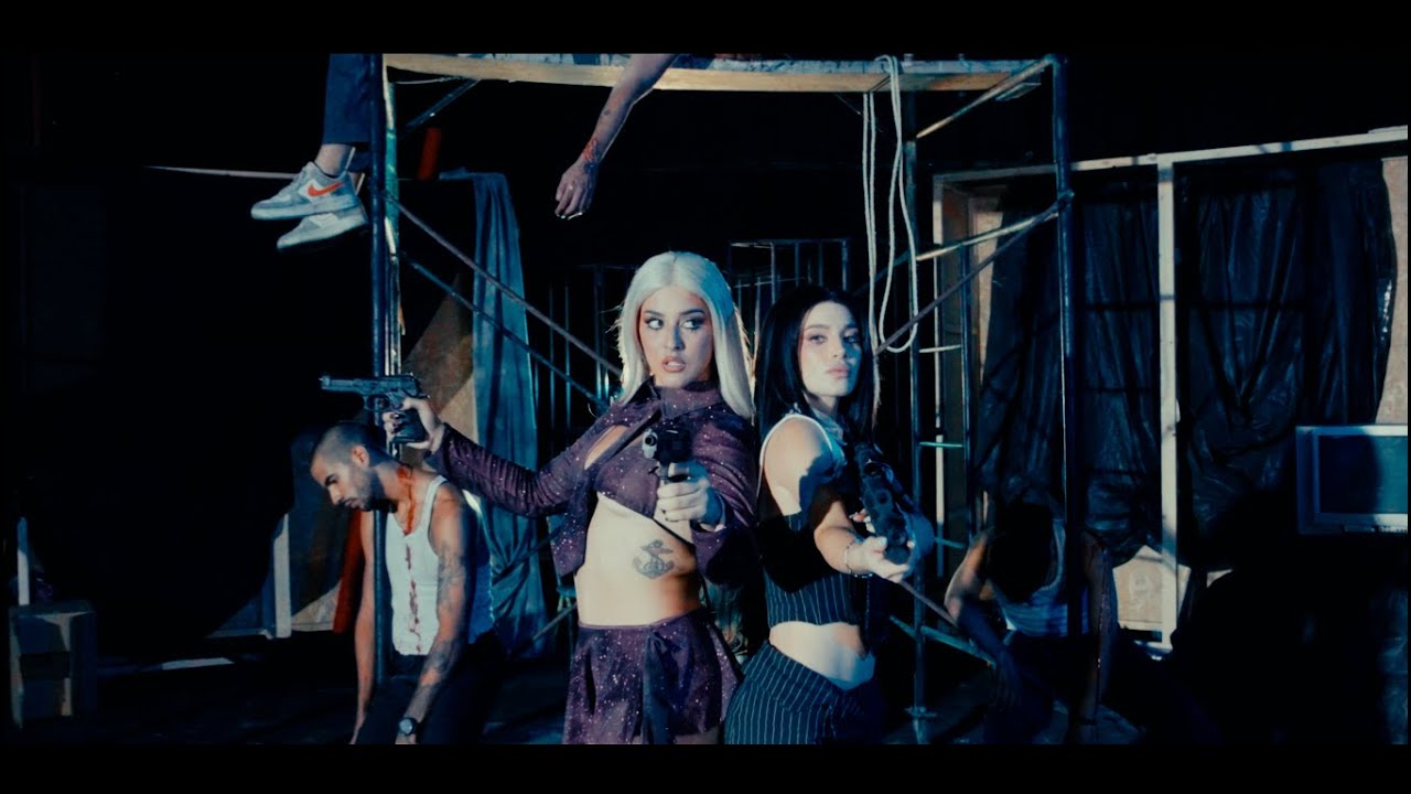 Marie, Flavia Laos - Chica Alfa RMX  (Video Oficial)