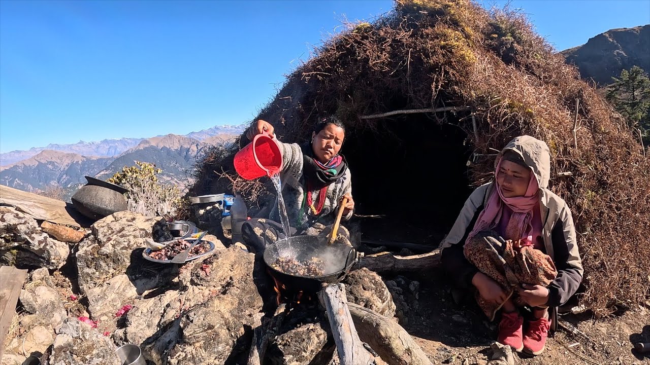 Cozy Up with the Locals: Winter Food in the Himalayas || Nepal 🇳🇵 || @villagefoodkitchen ||