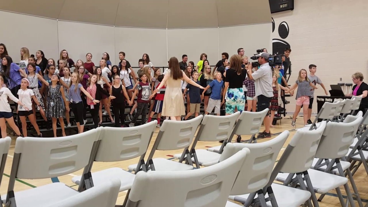 DCMS 6TH GRADE CHOIR