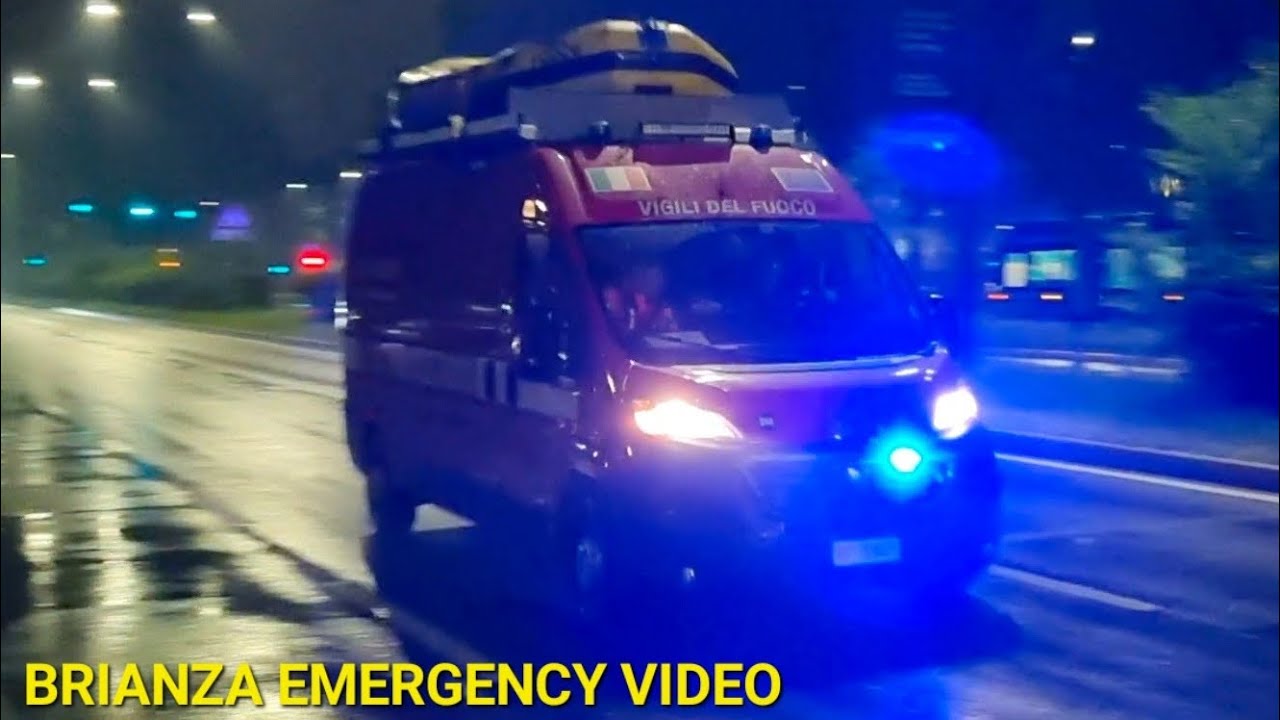 [PERSONA NEL FIUME] Fiat Ducato S.F.A. Soccorso Fluviale Alluvionale VVF Milano in sirena.