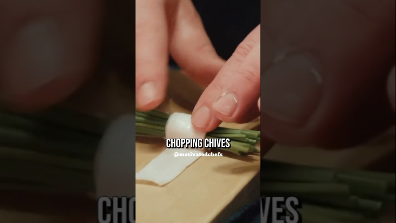 How To Cut Chives 🤔🤔🤔 #passion #life #food #chef #cooking #love #story #fun #motivation #kitchen