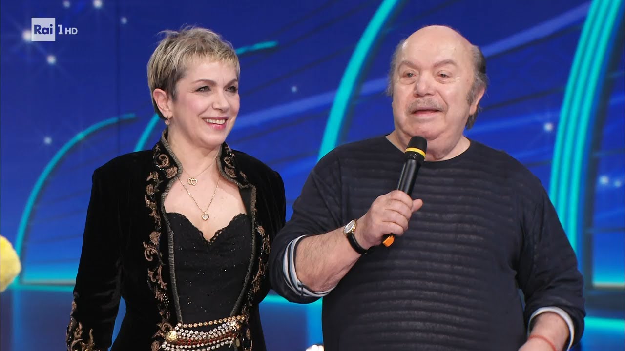 Giù la maschera per Pulcino - Il Cantante Mascherato - 01 04 2022