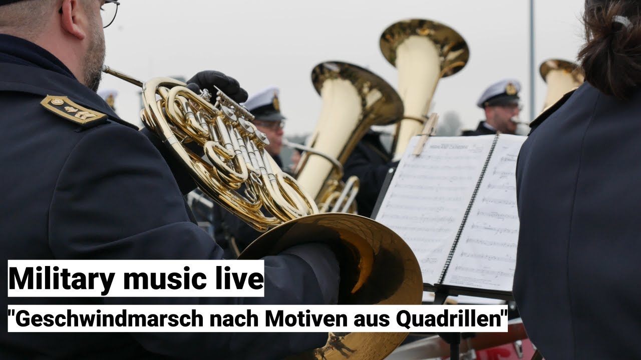 Wenn die Pier zum Konzertsaal wird: Geschwindmarsch nach Motiven aus Quadrillen - Marinemusikkorps