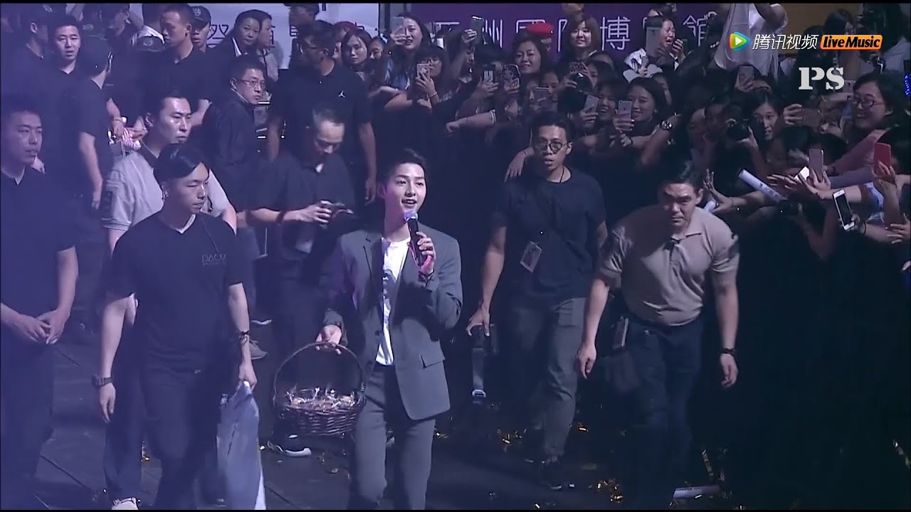 160611 송중기 홍콩 팬미팅 과자 나눠주며 ♬호구불견♬ Song Joong Ki HongKong Fan-meeting  'Long Time No See'