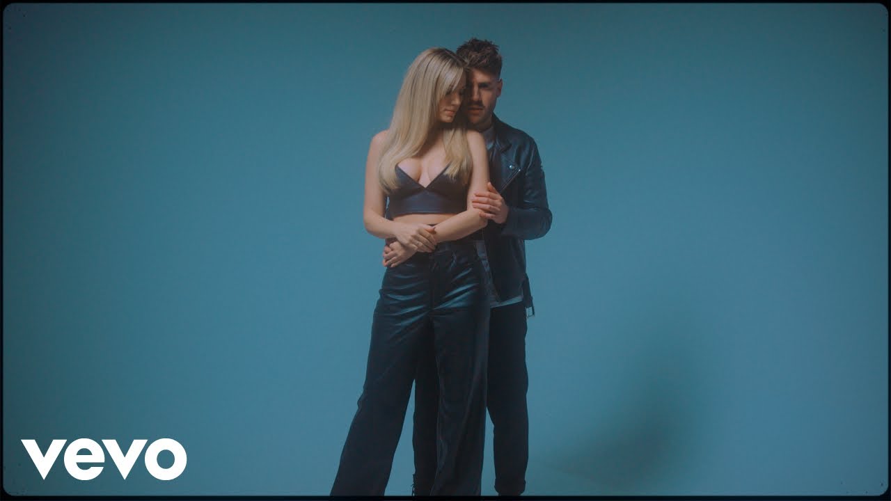 Edurne & Antonio José - El Amor No Existe