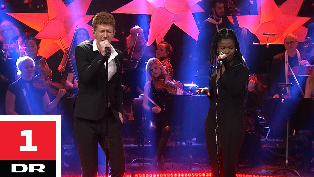 Sabina Ddumba & Erik Hassle - Listen to the Bells | DRs Store Juleshow 2016 | DR1