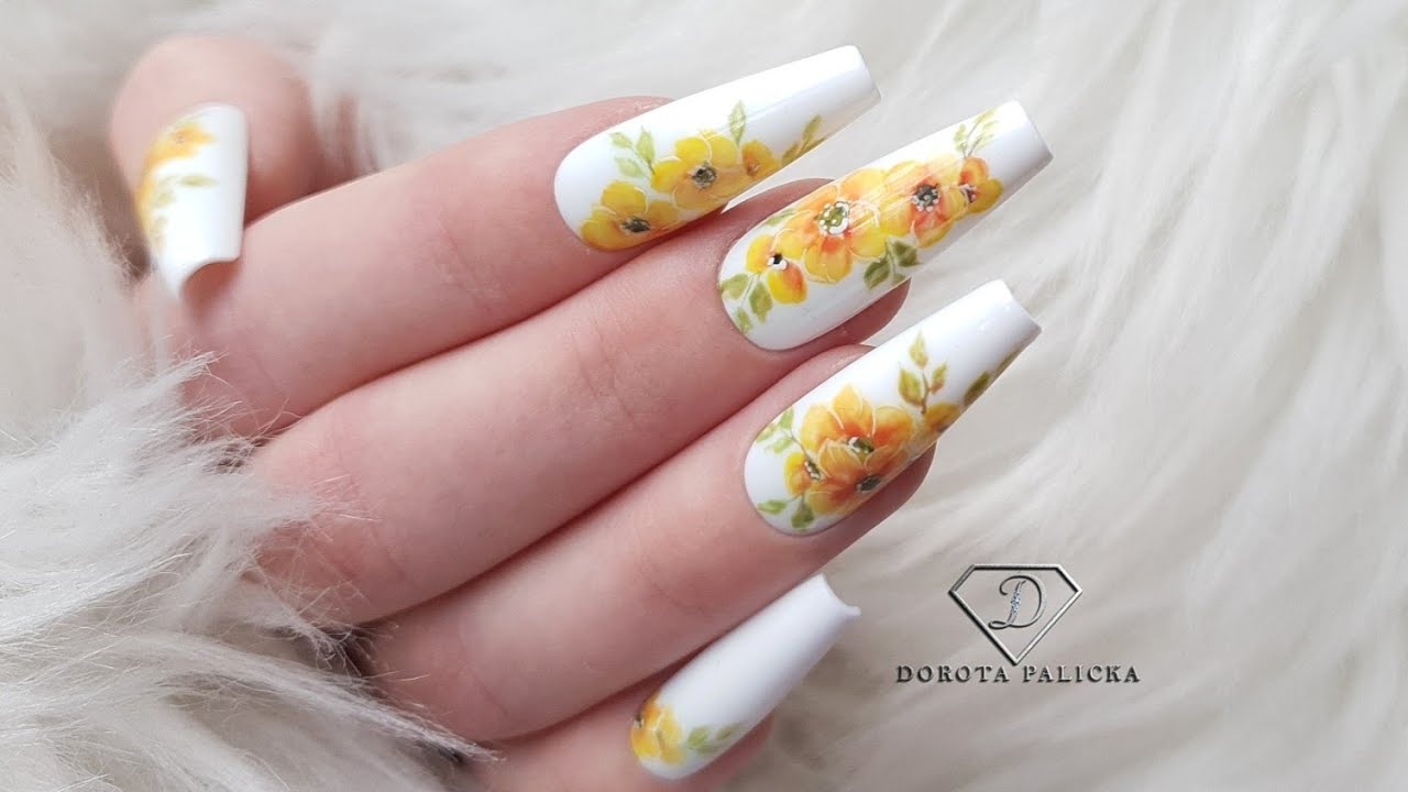 Spring flowers nails. Spring nail art. Yellow flowers nail art