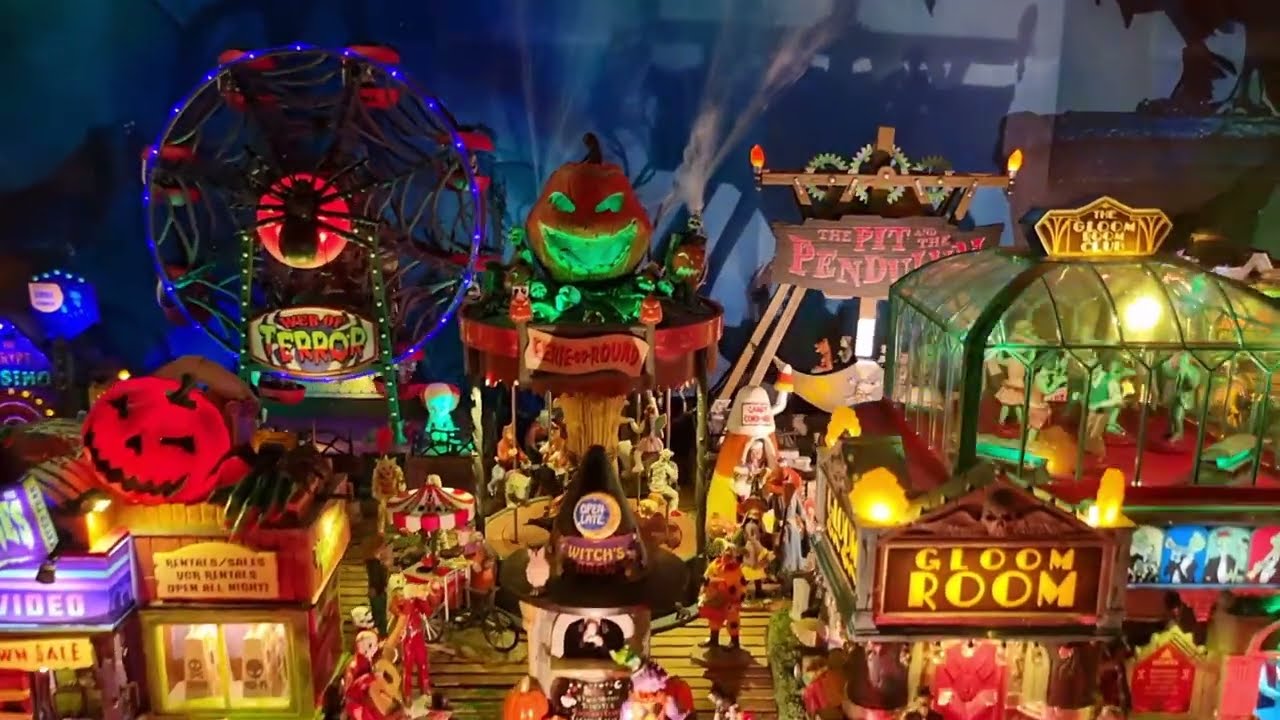 Knobs Bottom Lemax Spooky Town 2025 Displays 1 & 2