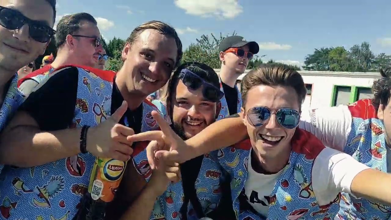 Zomercarnavalstoet in Hechtel