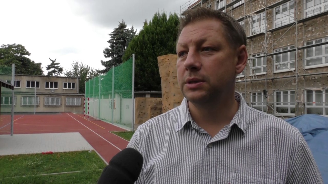 LOVOSICE: Rekonstrukce ZŠ Antonína Baráka